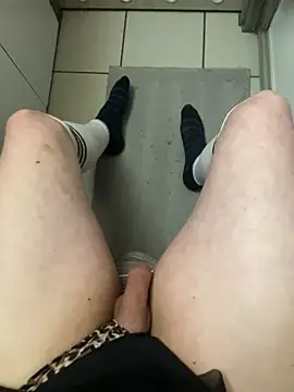 Snapshot of pinnklinkk chatting on March 16, 2026, 3:01 am pinnklinkk online show from March 16, 2026, 3:01 am