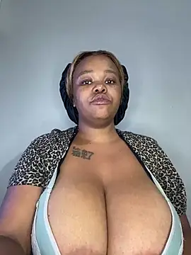 Mandy-101 online show from November 2, 2025, 4:31 pm