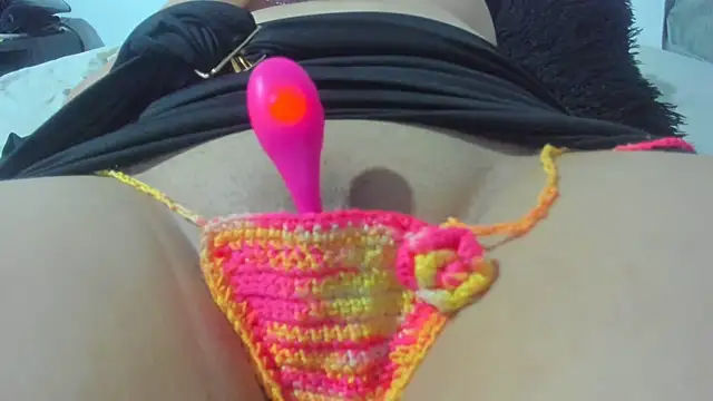 KarelySexy online show from July 18, 2026, 12:59 am