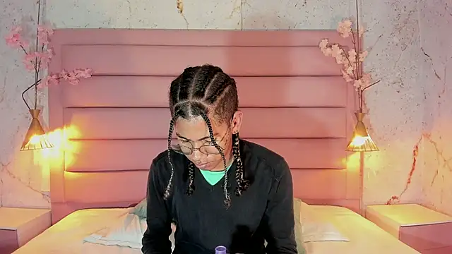 Maxim-Walker online show from September 30, 2025, 3:00 am