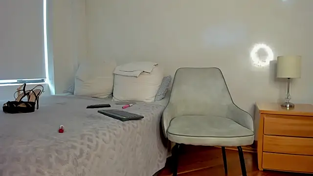 melisa ferretti online show from October 12, 2025, 6:07 pm