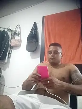 SaucyAffair0 online show from March 26, 2026, 1:22 am