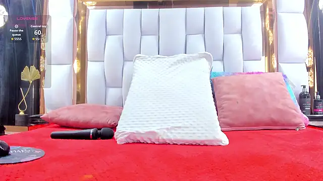 RileySweett online show from September 15, 2025, 11:43 am