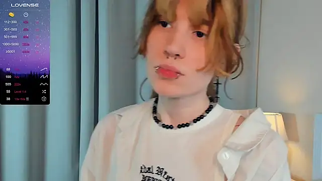 Snapshot of DarkNun chatting on December 20, 2024, 7:39 pm DarkNun online show from December 20, 2024, 7:39 pm