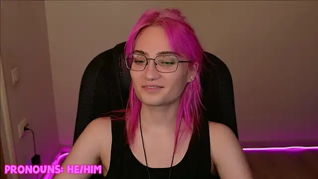 CuteYukiKun online show from December 27, 2024, 10:26 pm