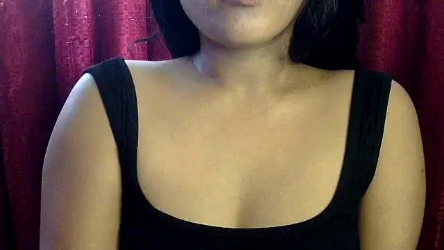 Snapshot of charming_karishma chatting on October 17, 2025, 7:44 am charming karishma online show from October 17, 2025, 7:44 am