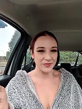 Snapshot of cumonveronica chatting on February 14, 2026, 10:45 am cumonveronica online show from February 14, 2026, 10:45 am