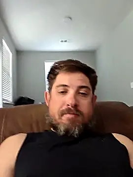 Snapshot of caliguy37 chatting on March 8, 2026, 2:54 pm caliguy37 online show from March 8, 2026, 2:54 pm