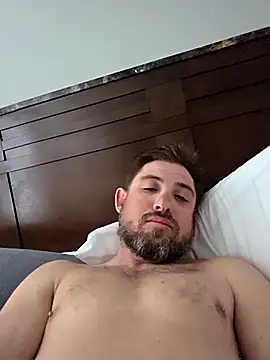 Snapshot of caliguy37 chatting on April 4, 2026, 4:37 pm caliguy37 online show from April 4, 2026, 4:37 pm