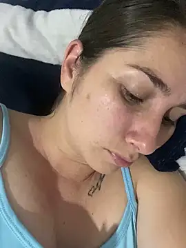 Iris love18 online show from February 27, 2025, 4:09 am