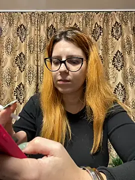 Snapshot of NadiraNoor chatting on January 25, 2025, 10:18 pm NadiraNoor online show from January 25, 2025, 10:18 pm