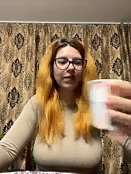 Snapshot of NadiraNoor chatting on February 1, 2025, 11:21 am NadiraNoor online show from February 1, 2025, 11:21 am