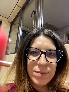 Snapshot of NadiraNoor chatting on October 10, 2025, 9:14 pm NadiraNoor online show from October 10, 2025, 9:14 pm