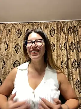 Snapshot of NadiraNoor chatting on October 20, 2025, 8:53 pm NadiraNoor online show from October 20, 2025, 8:53 pm