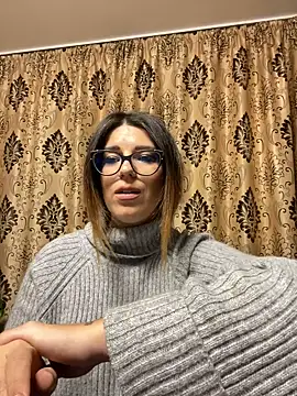 Snapshot of NadiraNoor chatting on October 28, 2025, 3:36 pm NadiraNoor online show from October 28, 2025, 3:36 pm