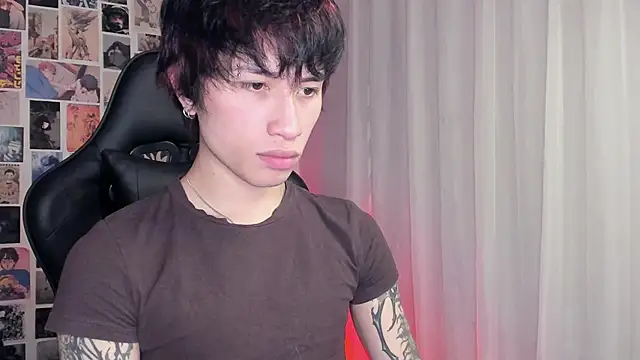 Snapshot of liamelf chatting on October 20, 2025, 6:25 am liamelf online show from October 20, 2025, 6:25 am