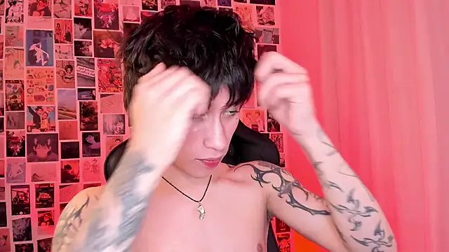 Snapshot of liamelf chatting on March 13, 2026, 5:03 am liamelf online show from March 13, 2026, 5:03 am