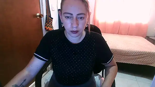 Snapshot of Chanel_87xxx chatting on February 21, 2026, 8:32 pm Chanel 87xxx online show from February 21, 2026, 8:32 pm