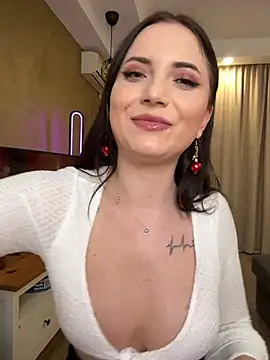 Snapshot of AvaGianna chatting on December 21, 2024, 7:06 pm AvaGianna online show from December 21, 2024, 7:06 pm