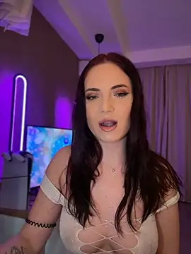 Snapshot of AvaGianna chatting on February 2, 2025, 7:04 pm AvaGianna online show from February 2, 2025, 7:04 pm