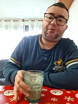 Javier bear online show from January 9, 2026, 9:12 am