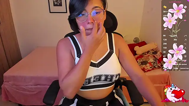 Snapshot of MonieLodge chatting on January 30, 2025, 2:49 am MonieLodge online show from January 30, 2025, 2:49 am