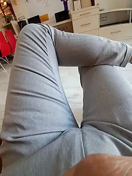 sexyboy1011 online show from November 10, 2025, 7:51 am