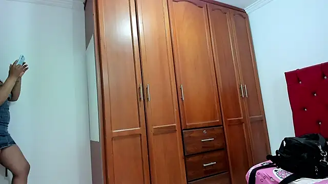 youlittle perverts online show from October 4, 2025, 7:01 pm