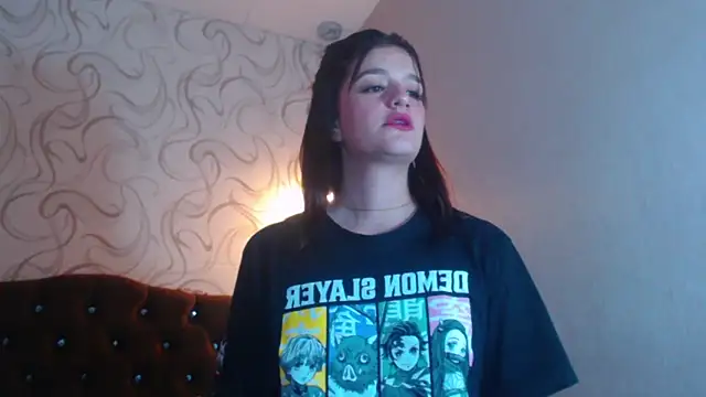 LiaHarryis online show from March 5, 2025, 4:02 pm