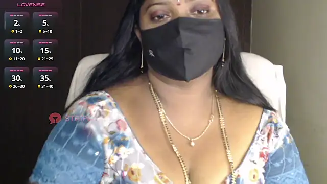 Snapshot of vani-09 chatting on December 23, 2024, 2:07 pm vani-09 online show from December 23, 2024, 2:07 pm