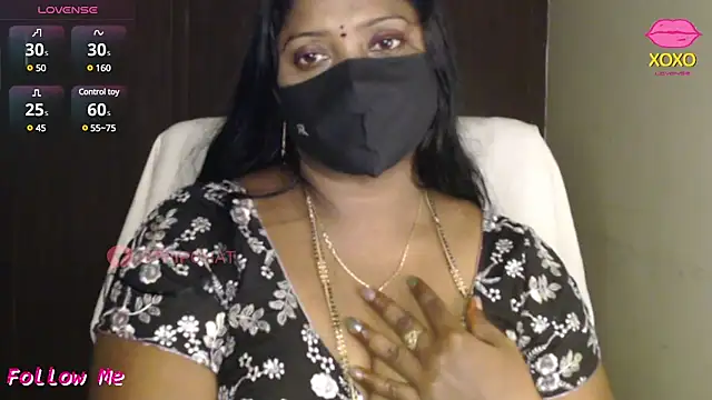 Snapshot of vani-09 chatting on December 24, 2024, 1:50 pm vani-09 online show from December 24, 2024, 1:50 pm