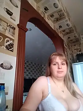 Lady nice cat online show from September 30, 2025, 1:54 am