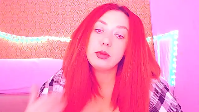 Snapshot of SecrettBela chatting on September 28, 2025, 11:54 pm SecrettBela online show from September 28, 2025, 11:54 pm