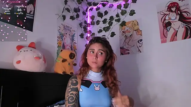 Violette-Ramirez01 online show from December 4, 2024, 7:56 pm