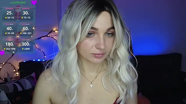 Yoda21 online show from December 1, 2025, 2:44 pm