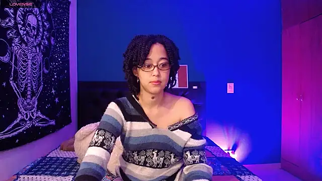 Snapshot of ela_0 chatting on October 18, 2025, 9:54 am ela 0 online show from October 18, 2025, 9:54 am