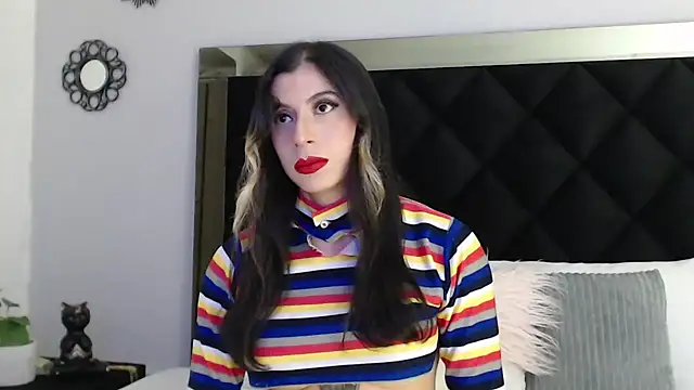 KinaCooper online show from September 27, 2025, 7:30 pm