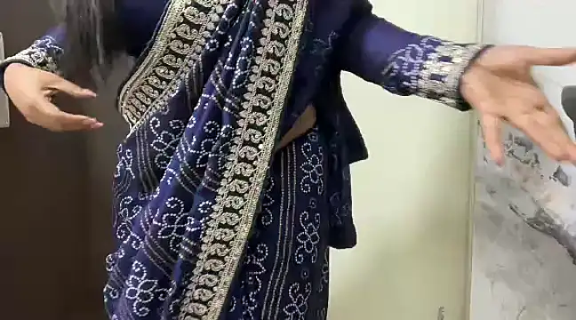 Snapshot of julie_08 chatting on December 10, 2024, 10:58 pm julie 08 online show from December 10, 2024, 10:58 pm