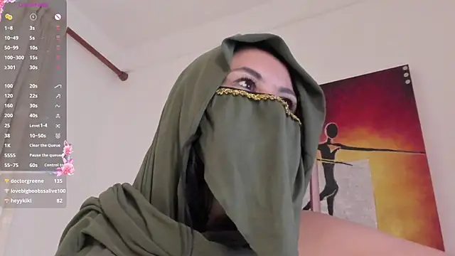 Amina hafsa online show from January 20, 2025, 4:10 am