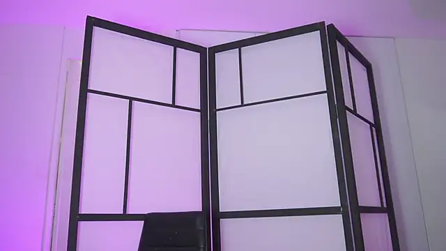 roselinedior online show from February 28, 2026, 3:02 pm