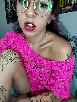 toxicsharmmy online show from April 15, 2026, 5:53 pm