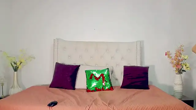 maria camilacms online show from February 5, 2025, 1:15 am