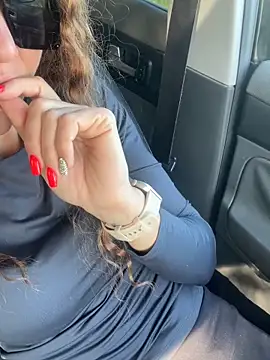 Snapshot of tmona1917 chatting on October 3, 2025, 9:17 am tmona1917 online show from October 3, 2025, 9:17 am