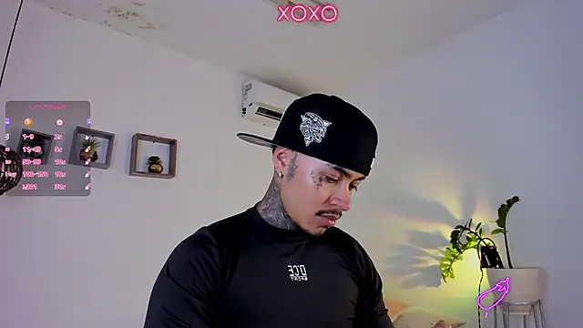 Snapshot of JordanSmiith_ chatting on January 28, 2025, 9:40 pm JordanSmiith online show from January 28, 2025, 9:40 pm