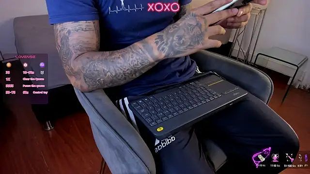 Snapshot of JordanSmiith_ chatting on January 29, 2025, 9:39 pm JordanSmiith online show from January 29, 2025, 9:39 pm