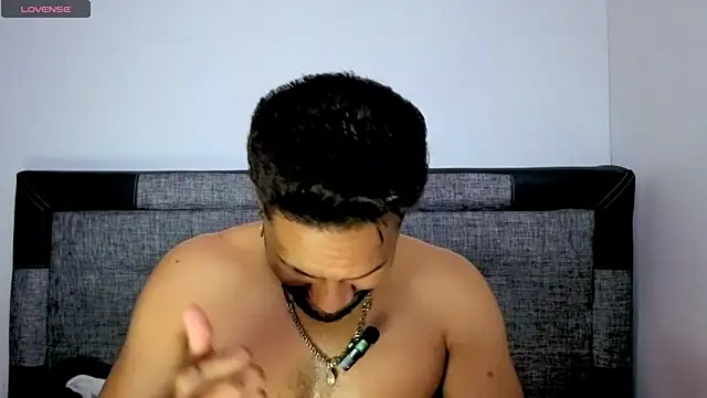 bbcblackhot34 online show from November 6, 2025, 3:51 am