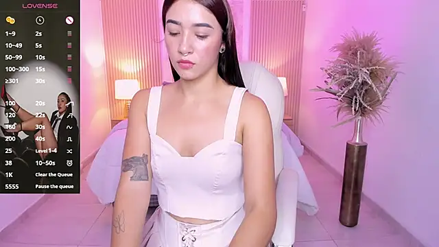 Antonella Grayy online show from November 11, 2025, 11:10 am