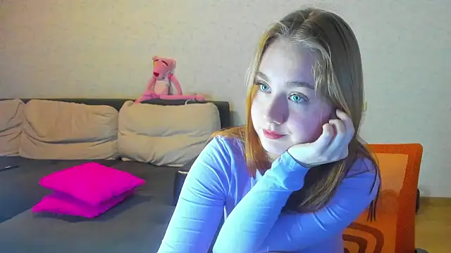 Snapshot of natali2550 chatting on January 18, 2025, 2:03 am natali2550 online show from January 18, 2025, 2:03 am