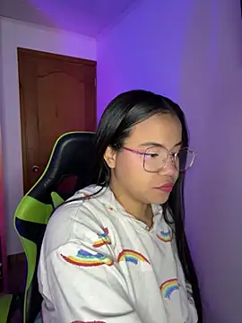 Snapshot of leila_22 chatting on October 30, 2025, 7:21 am leila 22 online show from October 30, 2025, 7:21 am