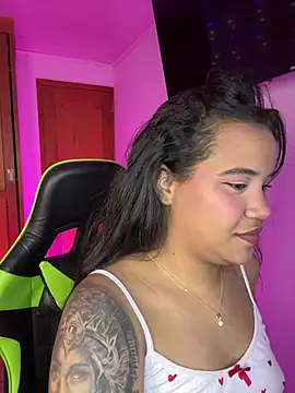 leila 22 online show from January 14, 2026, 6:52 am